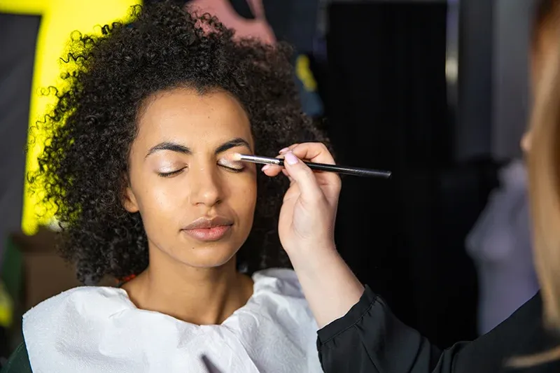 Make-up vor der Session